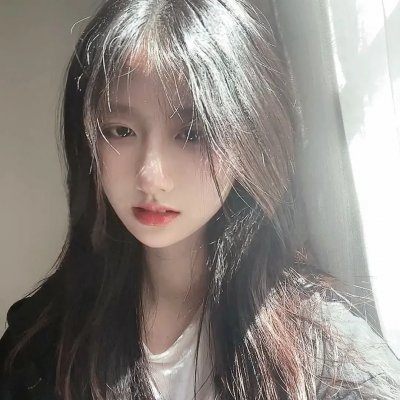 帝王无嗣，凤栖有喜